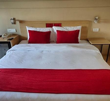 Lumis Studio Apartment Haydarabad Dış mekan fotoğraf
