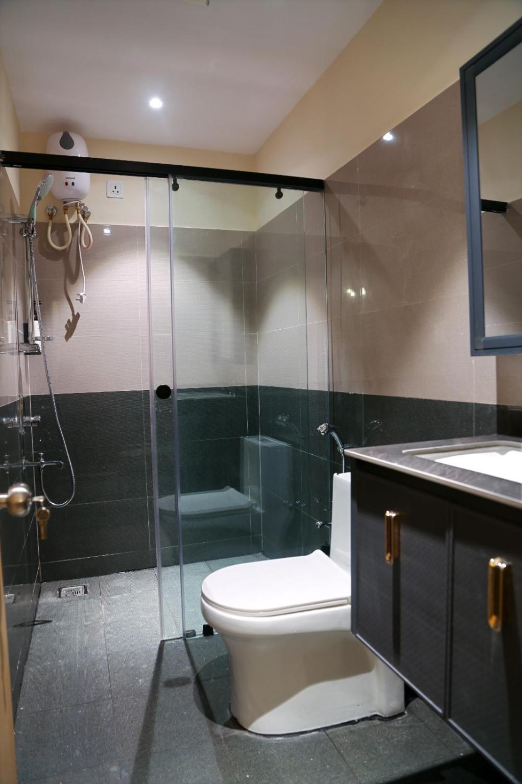 Lumis Studio Apartment Haydarabad Dış mekan fotoğraf